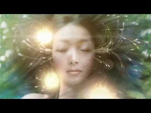 Mike Shinoda & Joe Trepanese (feat.Chino Moreno of Deftones) - Razors Out