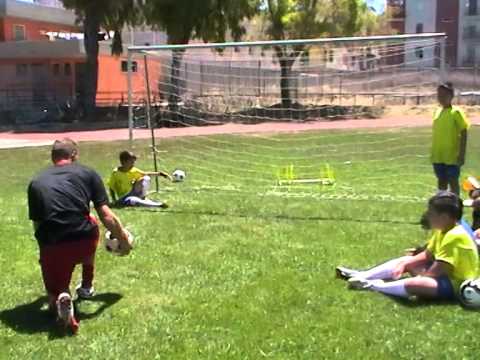 A lezione con il Portiere Federico Agliardi al Football Summer Camp 2013 Monopoli Stadio Comunale..