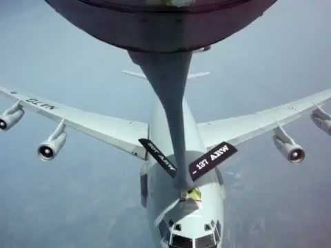 Near Collision Between Two Planes Will Make Your Heart Skip A Beat