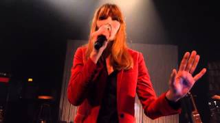 Carla Bruni, Casino Barrière, Lille, le 10 janvier 2014 : Prière (rappel).