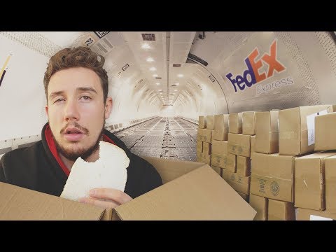 I Mailed Myself in a Box *UK to USA* (HUMAN MAIL CHALLENGE PART 3 - BY AIR)