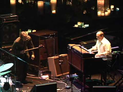 Medeski, Martin and Wood - Differ Ariake, Tokyo, Japan, 2005-12-31, part 2