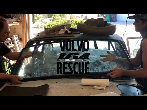 Volvo 164 Rescue: Windshield, Wiring, Dashboard Installed - Ep 30