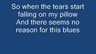 Love All Around af Tina Dickow