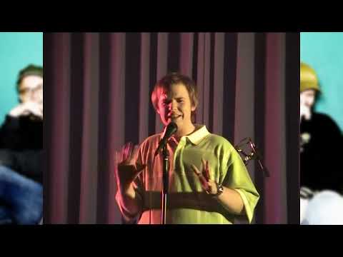 Max 'Rockstah' Nachtsheim's erster Stand Up Auftritt - Abiball GOS Rodgau, 2004