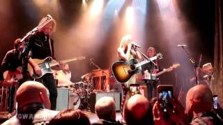 Sheryl Crow - &quot;Alone in the Dark&quot; LIVE @ The Bowery Ballroom (19-04-2017)