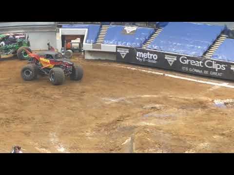 Megladon Fire freestyle monster jam Huntsville Alabama 2019