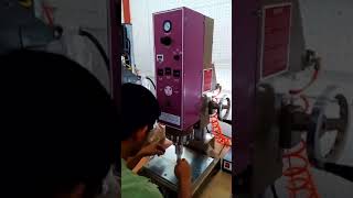 Ultrasonic 20kHz 1500W By:  Hornsonic
