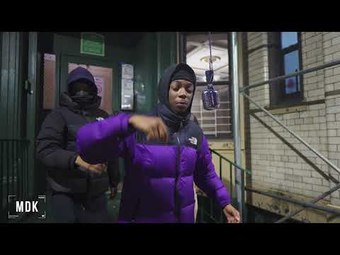 SugarHill Dede - MESSAGE | Midnight Freestyles ( Performance )