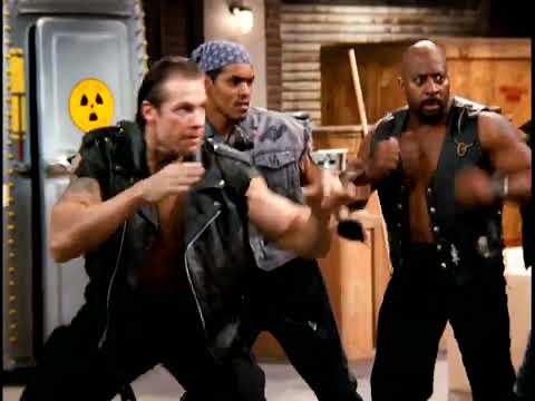 FAMILY MATTERS   Carl and Steve Urkel Fight Thugs