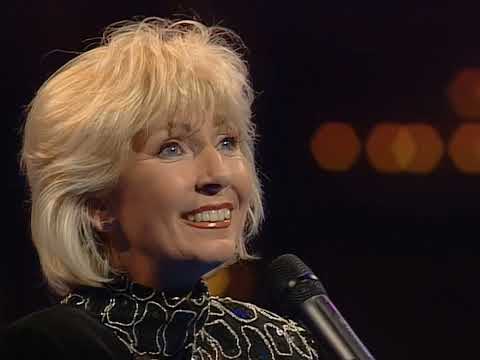 Netherlands 🇳🇱 - Eurovision 1994 -  Willeke Alberti - Waar is de zon ?