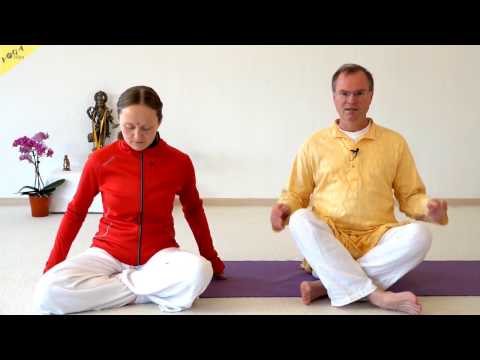 Sukhasana - Schneidersitz für Pranayama und Meditation