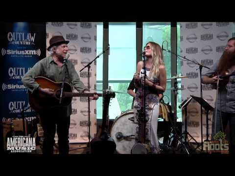 Buddy Miller & Elizabeth Cook "Burning The Midnight Oil"