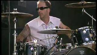 Me First And The Gimme Gimmes - Isn't She Lovely (Live '09)