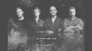 SPOEGWOLF Lenie Blou III Lyrics