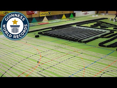 Epic domino show - Guinness World Records