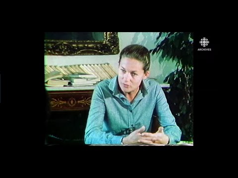 En 1981, Elisabeth Badinter démonte le mythe de l'instinct maternel