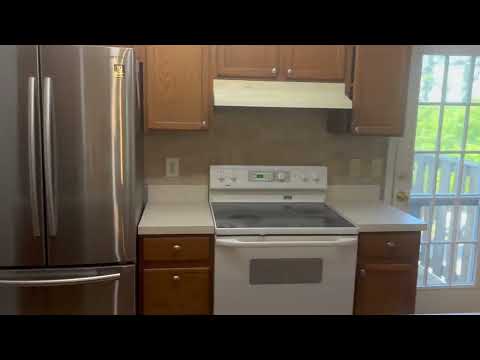 The Colonies 2BR+Office/2BA 1Car Garage Condo off Ebenezer property video