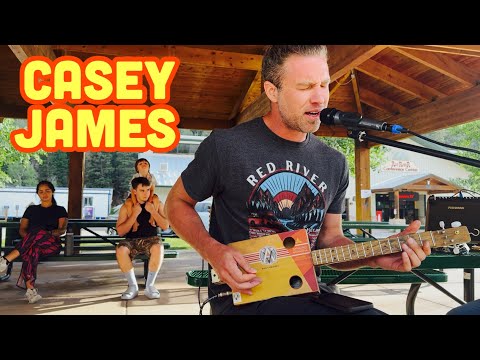 Casey James playing the Cigar Box Guitar for the first time 😎👍