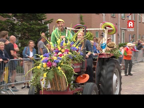 Ringrijden tijdens Zomerfeest in Aarlanderveen
