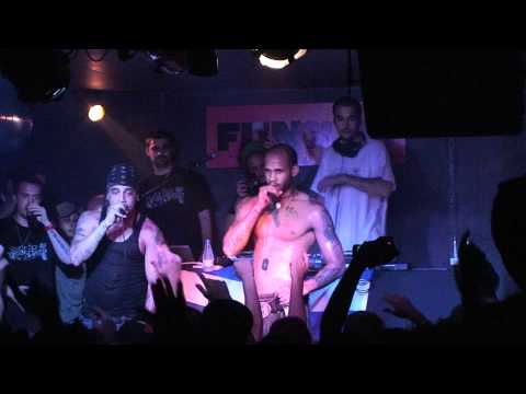 10-Los aldeanos (Los Aldeanos-Sala Fun Club)