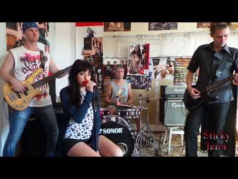 Sticky Jams ft. JaNe - If I were a boy (за кулисами)