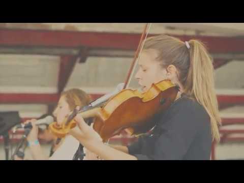 Uncle Wellington - The faster I waltz, the better I jive (aftermovie)