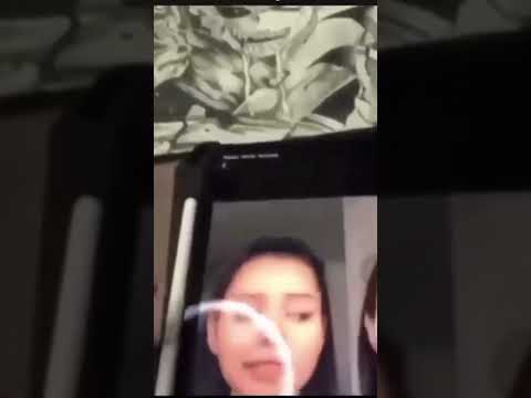 trash tiktok artist gets mad at bella poarch 😂