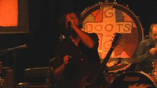 13 Drive-By Truckers - Ronnie and Neil