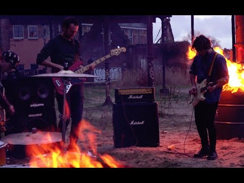 Starfish - Waves Don't Die (Official Video)