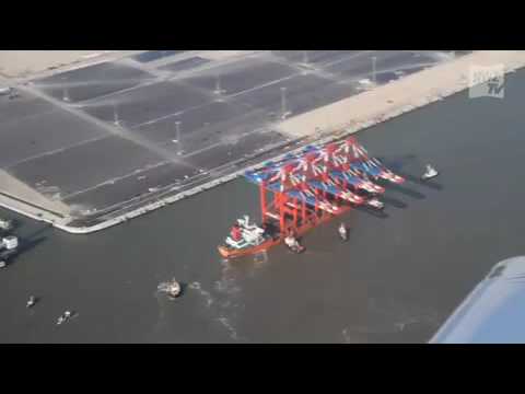 Containerbrücken für den Jade-Weser-Port