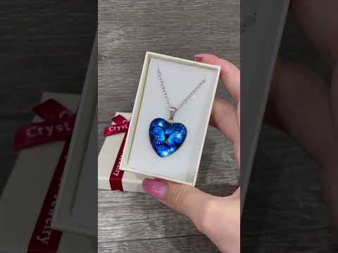 Колье "Бабочки в моем сердце"- синий кулон на цепочке под серебро - интересный подарок девушке - фото 2 - id-p1420944376
