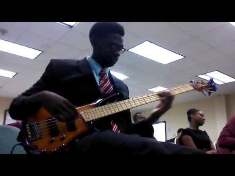 USC praise team set (bass cam)