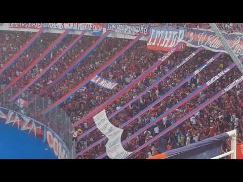 "No importa si ganas o perdes" Barra: La Plaza y Comando • Club: Cerro Porteño