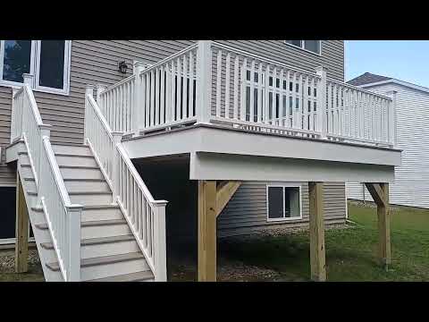 Chin's Deck in Clifton Park