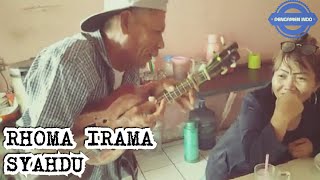 Download lagu PENGAMEN COVER Rhoma Irama - Syahdu Lucuuuuuu mp3 Download lagu PENGAMEN COVER Rhoma Irama - Syahdu Lucuuuuuu mp3