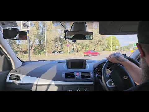 Hull Test Routes. Dealing with Turning Right at the Victoria Dock Roundabout