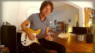 Video thumbnail for 1964 Rickenbacker 1000 Shortscale by GregsGuitars