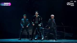 Wanna One -  Nothing Without You @ 2017 MAMA in Hong Kong