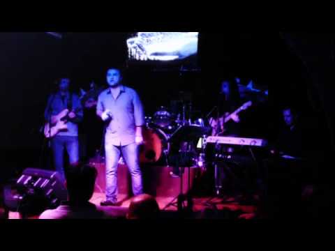 Simplified - Simply Red Italian Tribute - Fake