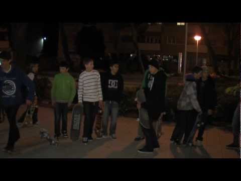 Split personalities Skate contest
