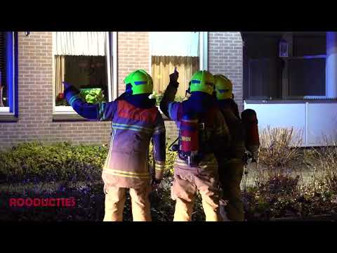 Bewoner naar ziekenhuis na woningbrand op de Kastanjelaan in Enkhuizen | Rooducties.nl