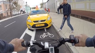 Как же сложно быть велосипедистом в городе - Видео онлайн