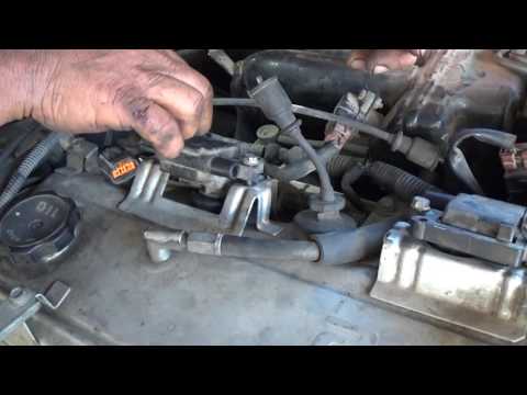 How To Replace the Ignition Wires on a 2003 Mitsubishi Galant