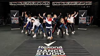 Musik-Video-Miniaturansicht zu How We Do It (2nd Version) (How We Do It) Songtext von Now United