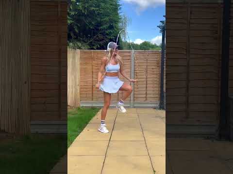 Let’s try this again 😆🌽 #cornsong #jumprope #itscorn #corn #funny #skipping