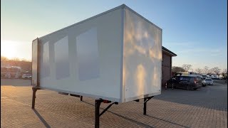 Caixa móvel - furgão Krone WB Koffer, 7,45, Möbelkoffer, Doppelstock, Hartholzboden a venda - Imagem 4 | Autoline PT Caixa móvel - furgão Krone WB Koffer, 7,45, Möbelkoffer, Doppelstock, Hartholzboden | Imagem 4 - Autoline