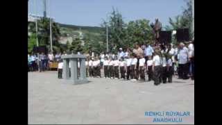 preview picture of video 'Çatalca Renkli Rüyalar Anaokulu 2013 Okul Öncesi Şenlikleri Gösterisi Çanakkale Geçilmez'