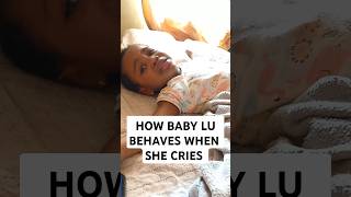 HOW I CALM MY BABY DOWN WHEN SHE CRIES. #Shorts