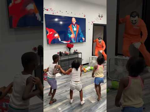 Mr creepy caught kids singing his song #shorts